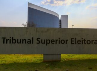 Ministro do TSE defere registros de duas candidaturas à Presidência