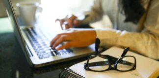 TST lança cartilha para ajudar trabalhadores e empresas na conciliação