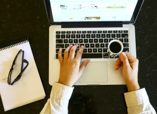 Mulheres ocupam 28% dos cargos de secretariado no país
