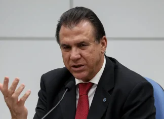 Inflação não se controla só com alta de juros, diz Luiz Marinho