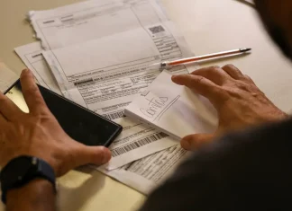 Brasil terá maior alíquota do mundo após reforma tributária no Senado