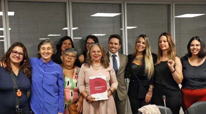 Filhas de vítimas da ditadura fazem pedido de reparação e memória