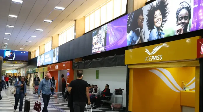 Procon-SP notifica Voepass e envia fiscais ao Aeroporto de Congonhas