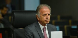 Ministro da Defesa desmente rumores de renúncia
