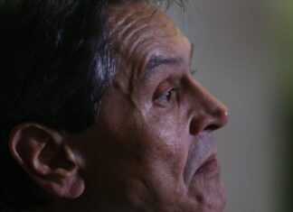 Roberto Jefferson irá a júri popular por atirar em policiais