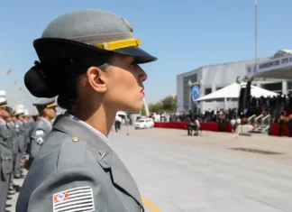 Cármen Lúcia suspende concurso da PMSC por limitar vaga para mulheres