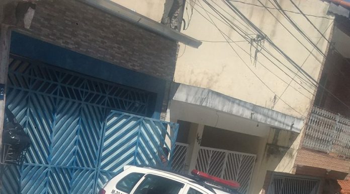 HOMEM MATOU A MÃE NO FERIADO