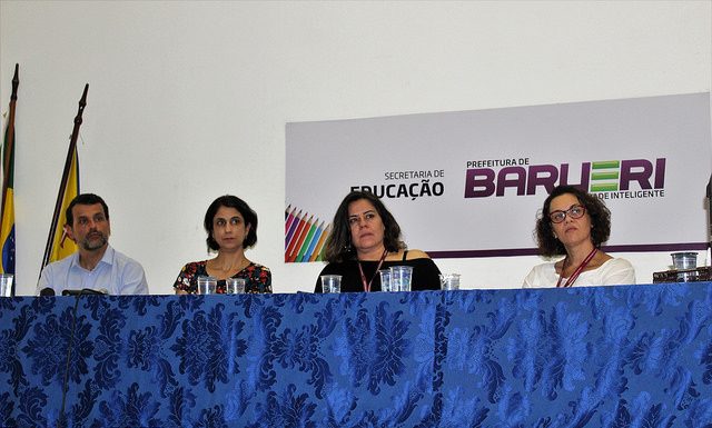 MP e Educação de Barueri discutem proteção a crianças e adolescentes