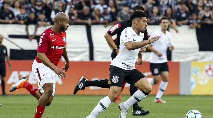 Pelo Brasileiro, Corinthians empata com Internacional na Arena Corinthians