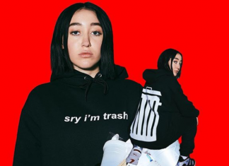 Após desgosto amoroso, cantora vende sua lágrimas