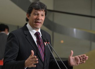 PT confirma Haddad no lugar de Lula