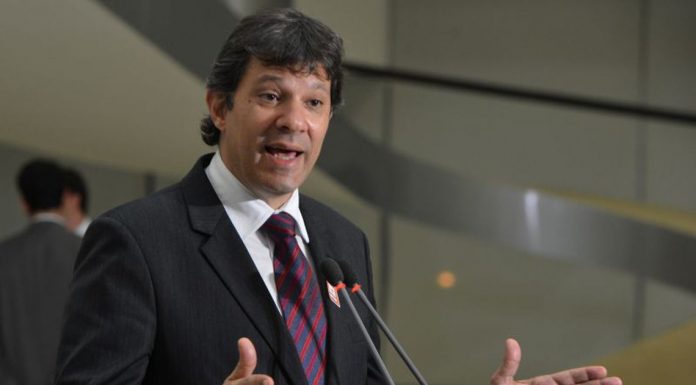 PT confirma Haddad no lugar de Lula