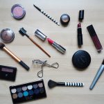 makeup-2454659_960_720