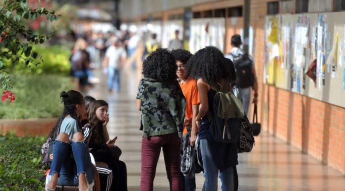 Universidades oferecem atendimentos gratuitos à população