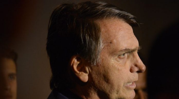 Bolsonaro propõe reforma administrativa para cortar gastos