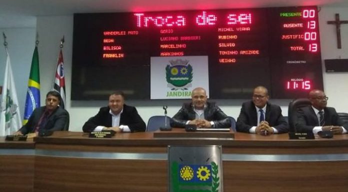 JANDIRA: Novo vereador assume e Câmara elege próximo presidente