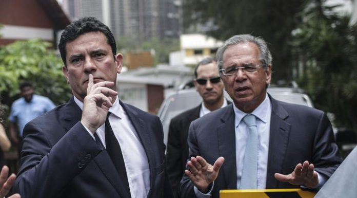 Bolsonaro diz que Moro terá “liberdade” para escolher sua equipe