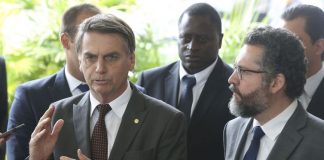 Embaixador Ernesto Araújo é escolhido para Relações Exteriores