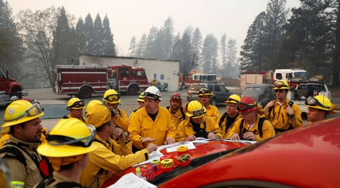 Incêndio da Califórnia registra 74 mortos e mais de mil desaparecidos