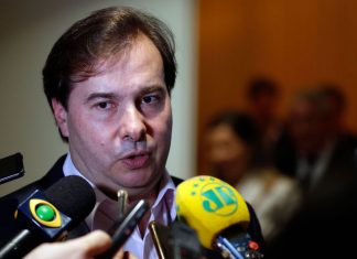 Maia diz que vai se empenhar em favor da reforma da Previdência