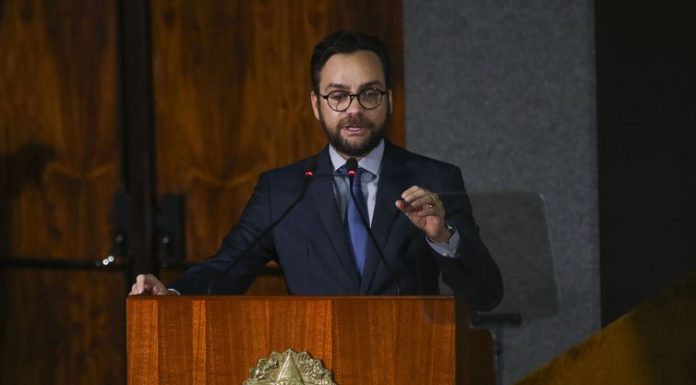 Ministro de Direitos Humanos é nomeado para Conselho de Ética Pública