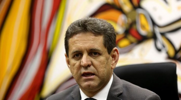 Ministro do Meio Ambiente manifesta preocupação com fusão de pastas