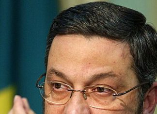 Palocci deixa prisão em Curitiba