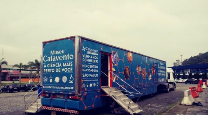 Carreta Itinerante do Museu Catavento chega a Carapicuíba