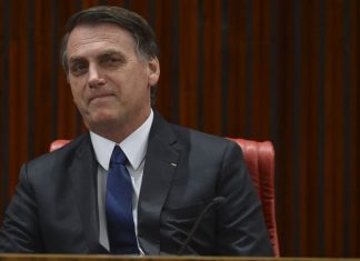 Bolsonaro reafirma compromissos de campanha pelo Twiiter