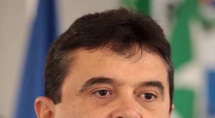 Corpo do ex-governador de Roraima deve ser enterrado hoje