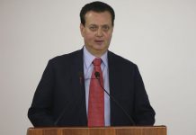 Kassab critica Milei por ataque a Moraes