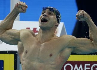 NICHOLAS SANTOS É BICAMPEÃO MUNDIAL DOS 50M BORBOLETA