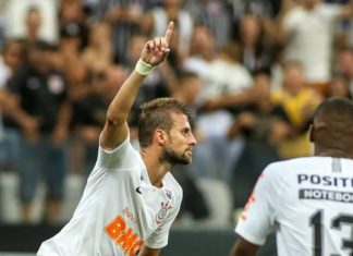 Henrique marca no fim e Corinthians empata com o São Caetano