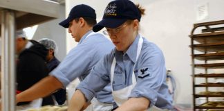 Carapicuíba abre vagas para cursos de alimentação