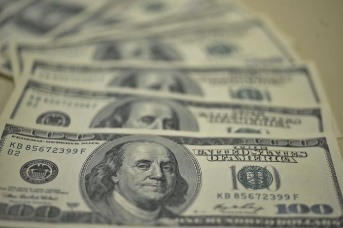 Bolsa fecha semana em alta e índice de desempenho bate recorde