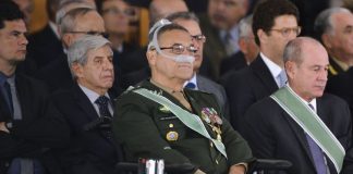 Bolsonaro representa “liberação das amarras ideológicas”, diz general