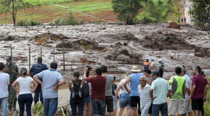 Cerca de 24 mil pessoas estão sendo deslocadas em Brumadinho