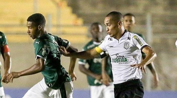 Figueirense elimina o Palmeiras na Copinha