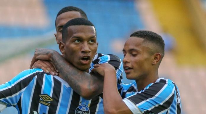 Osasco Audax perde para o Grêmio e está eliminado