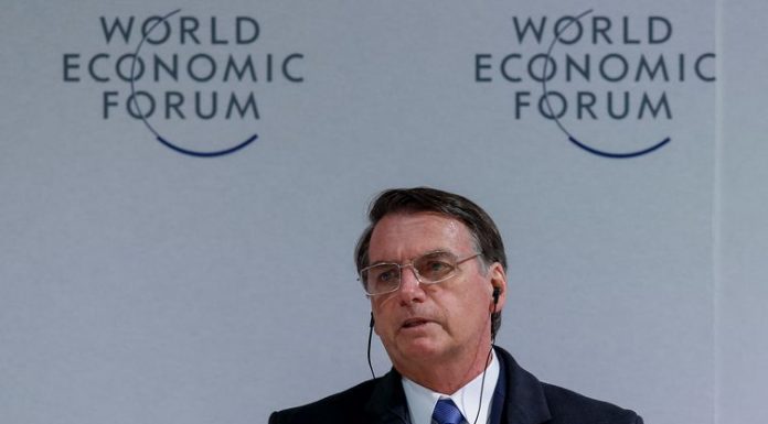 Para empresários, Bolsonaro diz que sua equipe “sabe o dever de casa”