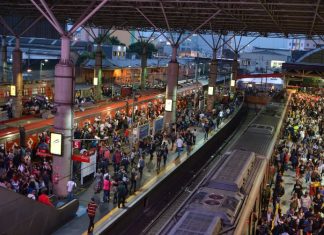 Passagem de metrô e trem em SP sobe para R$ 4,30 neste domingo