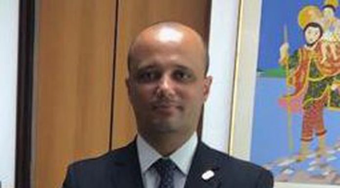 Bolsonaro confirma Major Vitor Hugo como líder do governo na Câmara