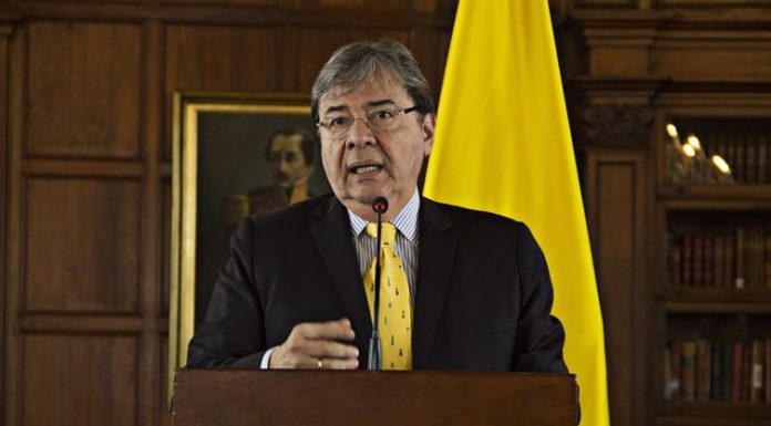 Colômbia não reconhece rompimento de relações de Maduro