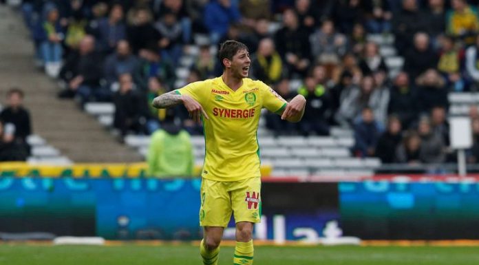 Corpo encontrado em destroços de avião é de Emiliano Sala, diz polícia