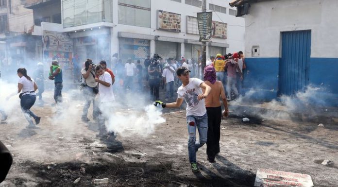 Confronto perto da fronteira da Venezuela com Brasil deixa dois mortos