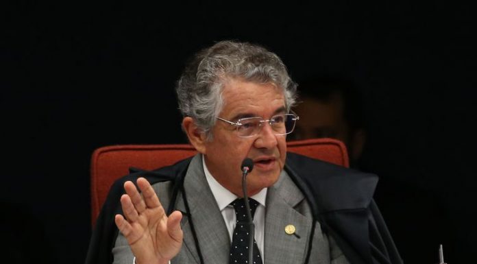 Marco Aurélio nega pedido para suspender investigações sobre Queiroz