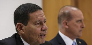 Mourão diz que reforma da Previdência segue este mês para o Congresso
