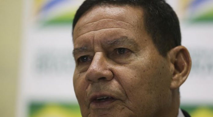 Mourão defende reforma política após a conclusão da Previdência