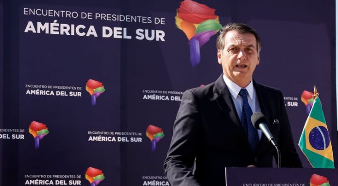 Bolsonaro se reúne com seis presidentes sul-americanos