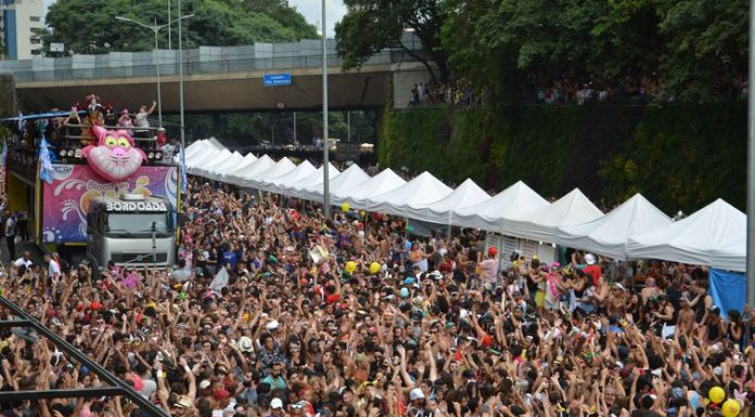 São Paulo reforça policiamento para garantir segurança dos foliões